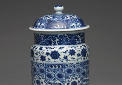 图片[2]-Jar with geometric decoration in underglaze blue, Qing dynasty, Qianlong reign (1736-1795)-China Archive